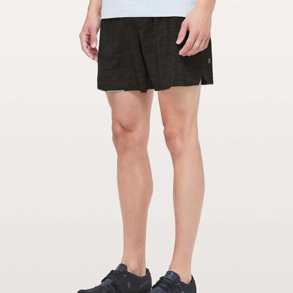 Lululemon Surge Short 6" Lined Deep Coal Black / Medium - Picture 4 of 9